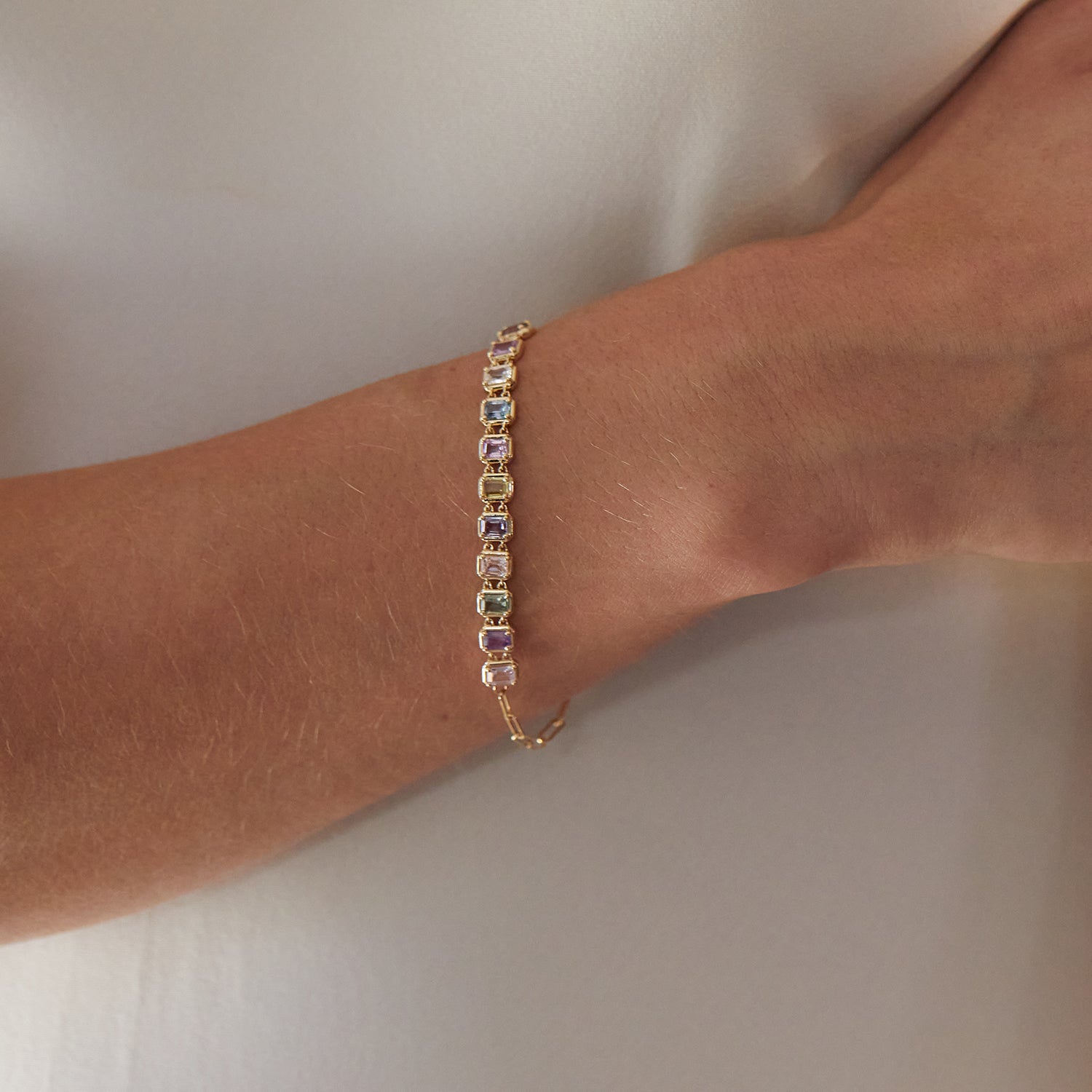 Emerald Cut Sapphire Paperclip Chain Bracelet - Image 5