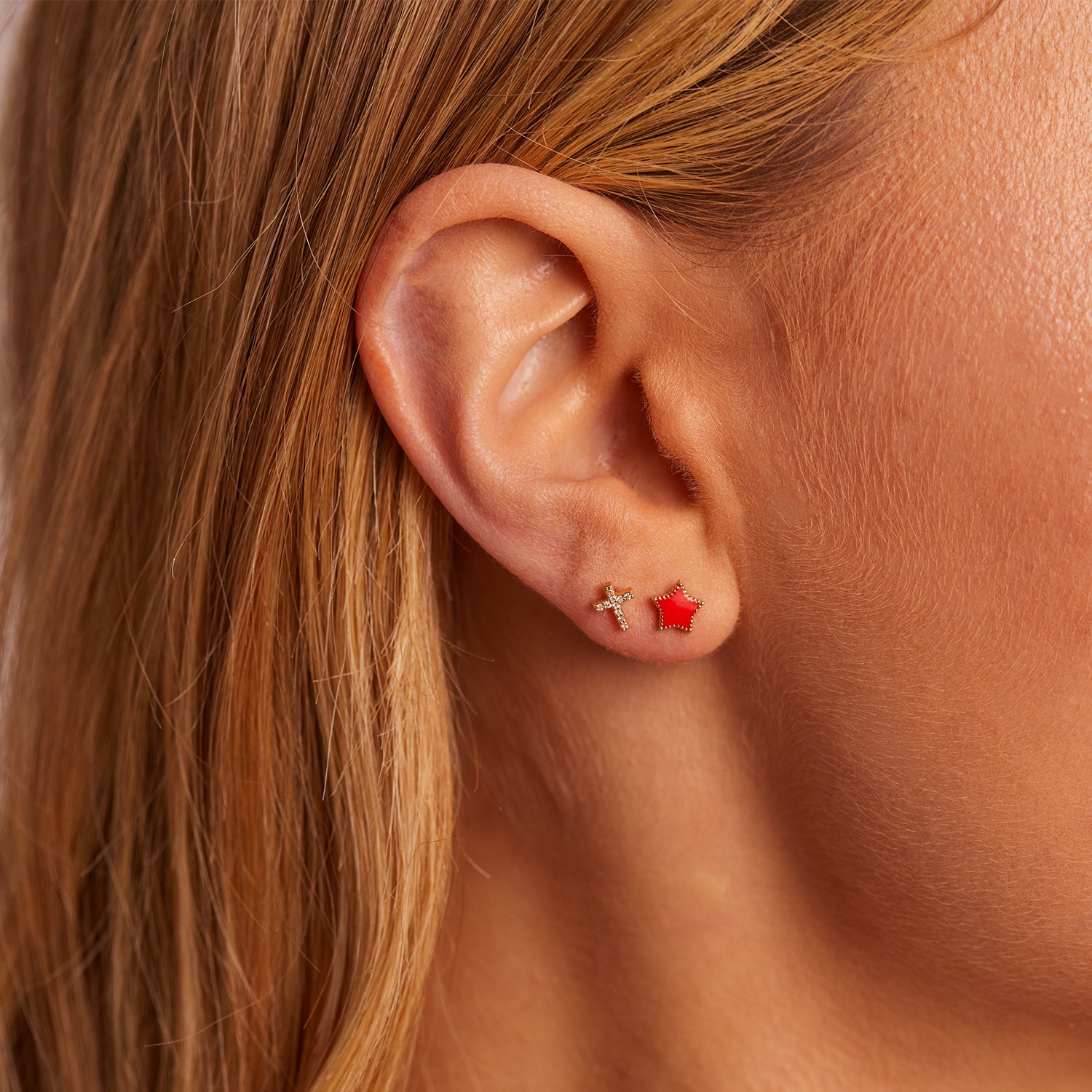 Enamel Star Earrings – Baby Gold - Main Image