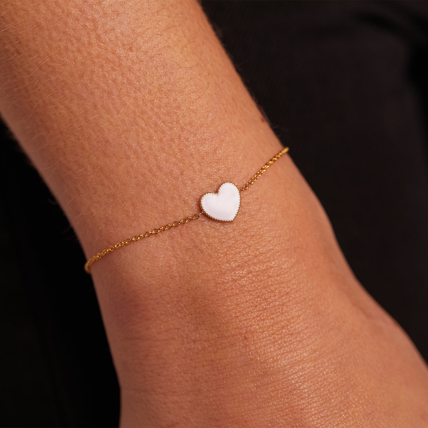 Enamel Heart Bracelet - Image 10