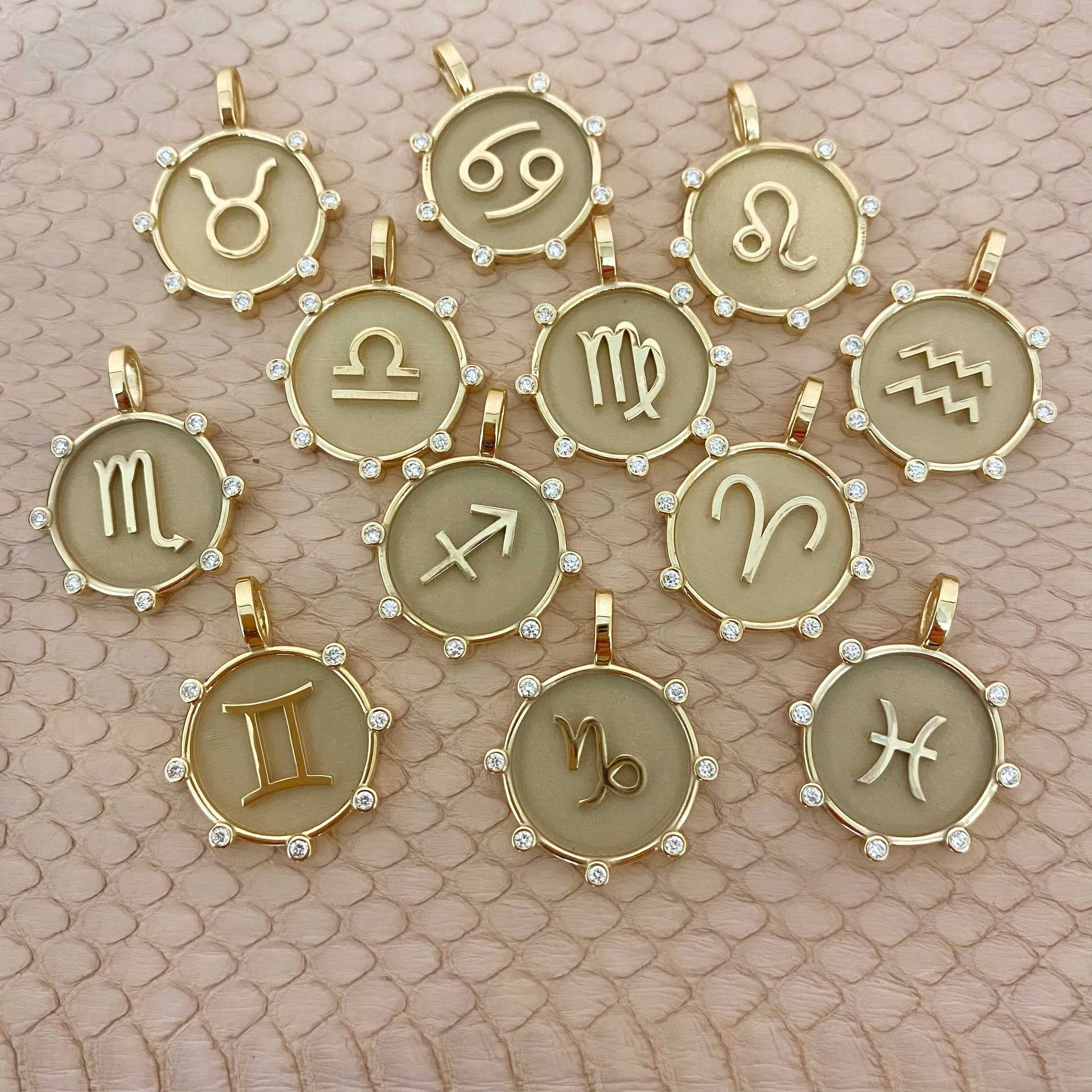 Zodiac medallion necklace Clearance